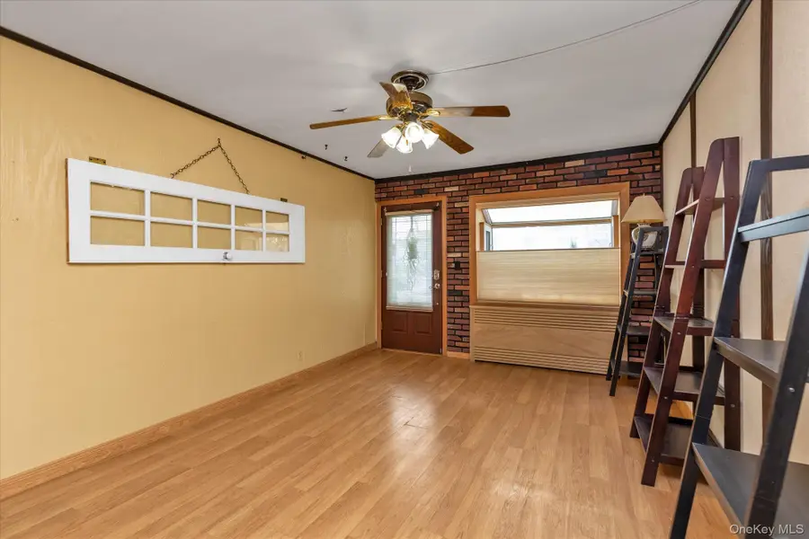 1006 N 7th Street, New Hyde Park, NY 11040 - Image #3