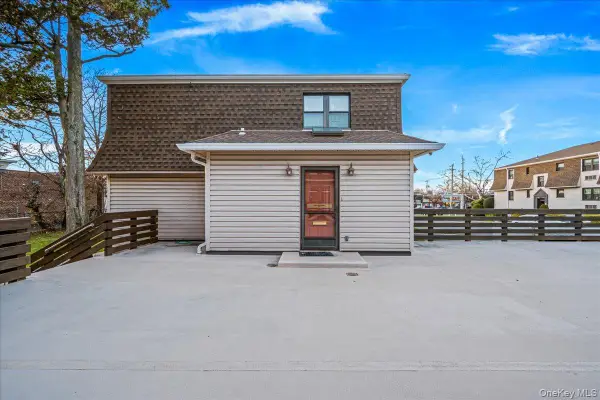 1329 Broadway #Q10, Hewlett, NY 11557