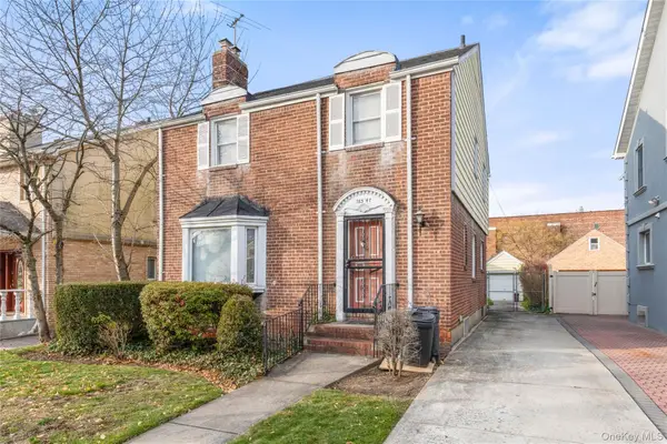 18547 80th Road, Jamaica Estates, NY 11432