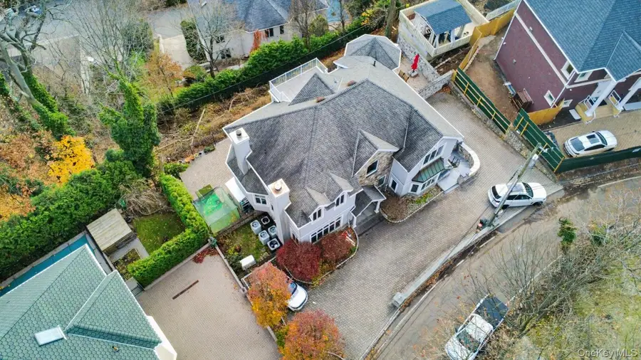 174 Douglas, Staten Island, NY 10304 - Image #2