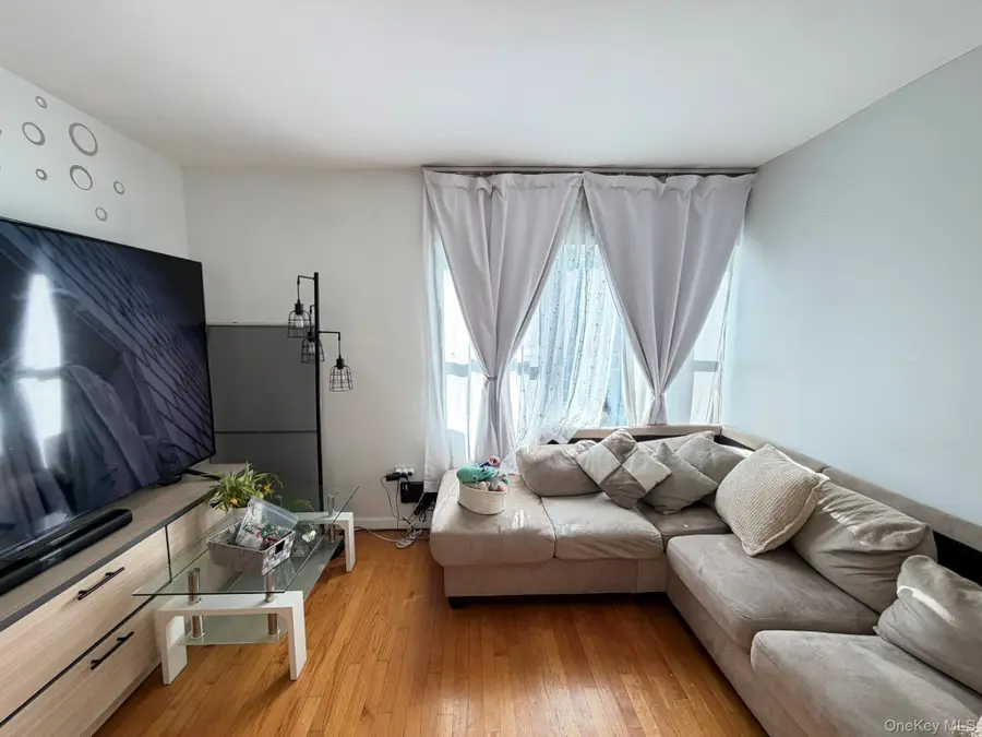 114-67 Taipei Court, College Point, NY 11356 - Image #3