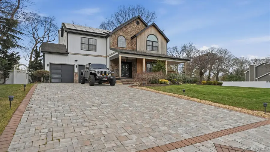 8 Hamilton Place, Lake Grove, NY 11755 - Image #3