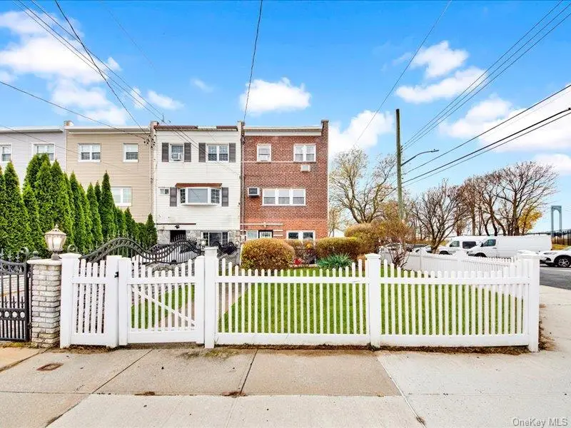 2576 Harding Avenue, Bronx, NY 10465 - Image #2