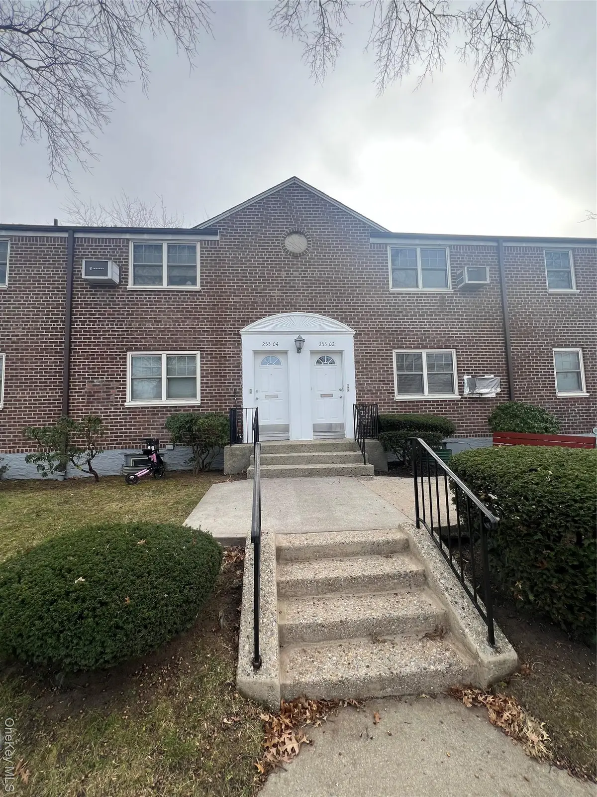 253-04 60th Ave #Upper, Little Neck, NY 11362 - Image #1