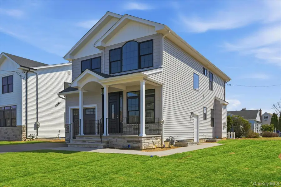 3380 Woodward Avenue, Wantagh, NY 11793 - #3