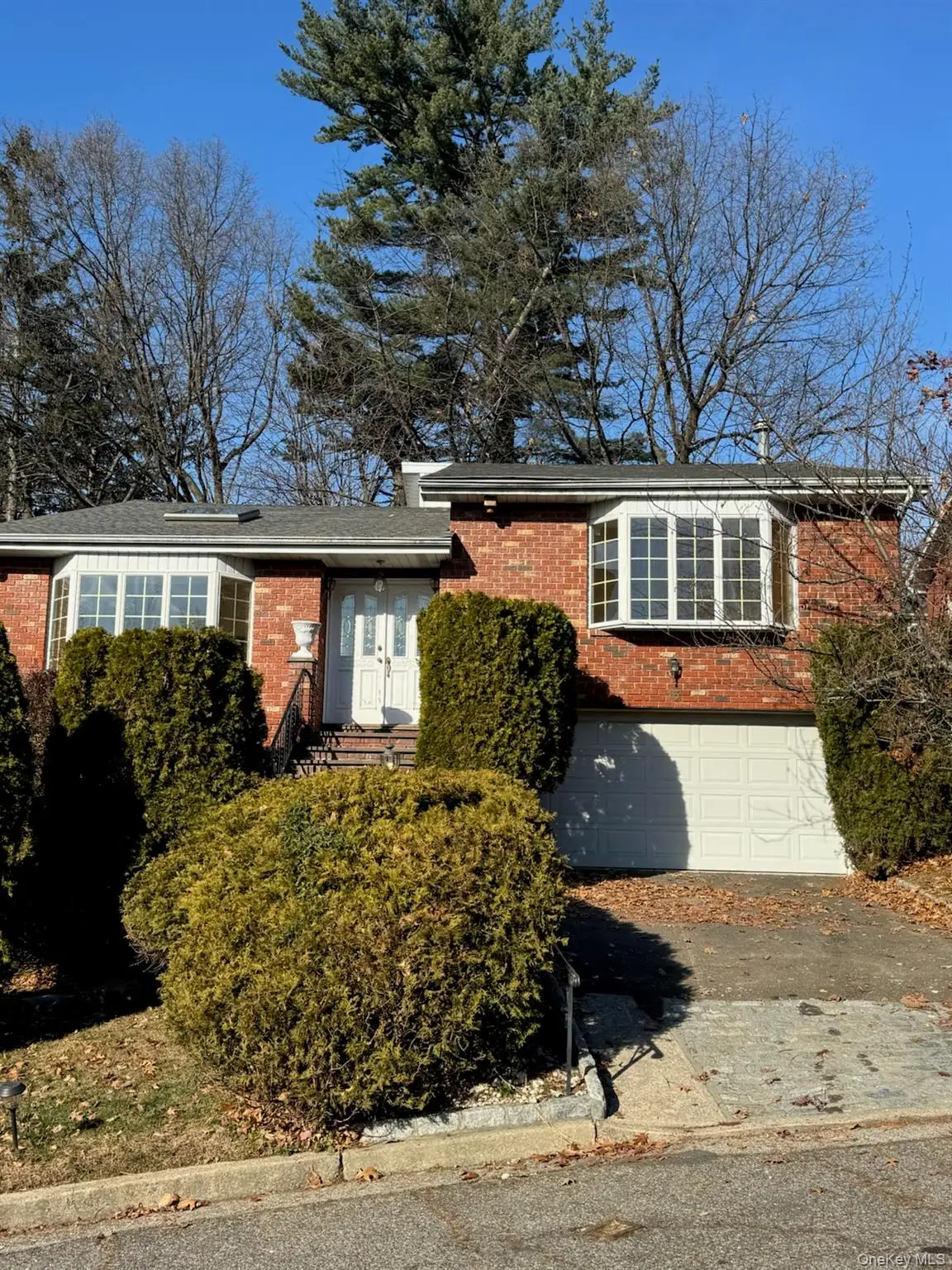 15 Dugan Lane, Yonkers, NY 10710 - Image #1