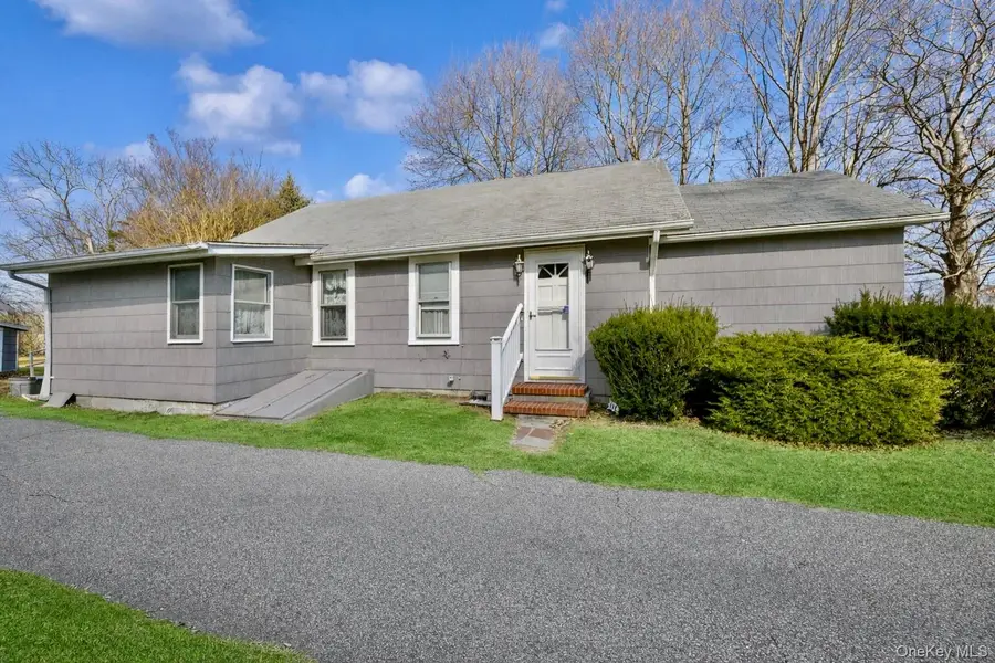 265 Hummel Avenue, Southold, NY 11971 - Image #2