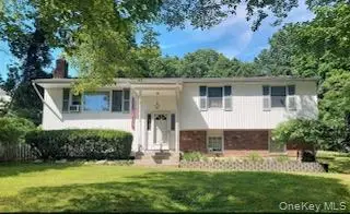 42 Noahs Path, Rocky Point, NY 11778 - Image #1