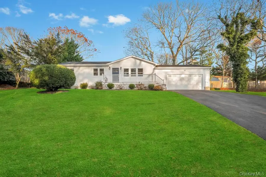 12 George Street, Hampton Bays, NY 11946 - Image #3