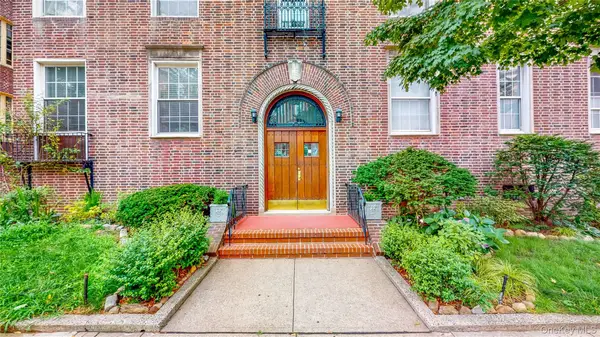 37-28 85th Street #32, Jackson Heights, NY 11372