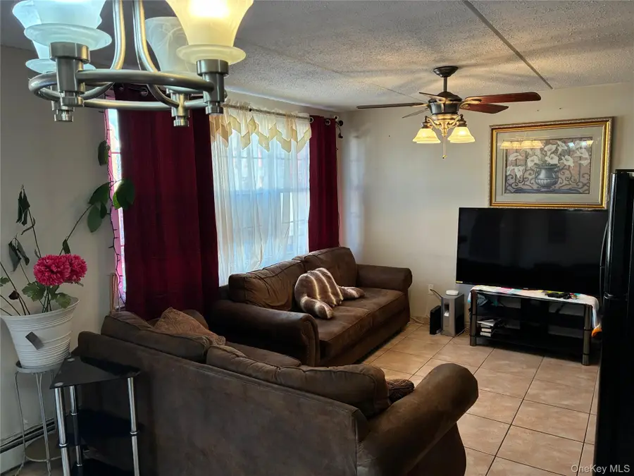 21 Renaissance Court, Brooklyn, NY 11206 - Image #2