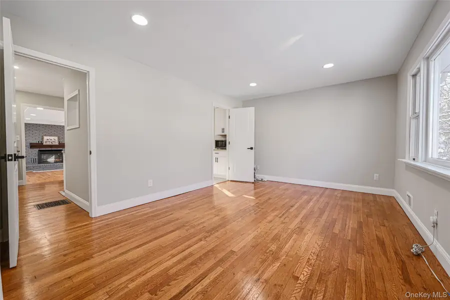 41 Upland Drive, East Northport, NY 11731 - Image #3