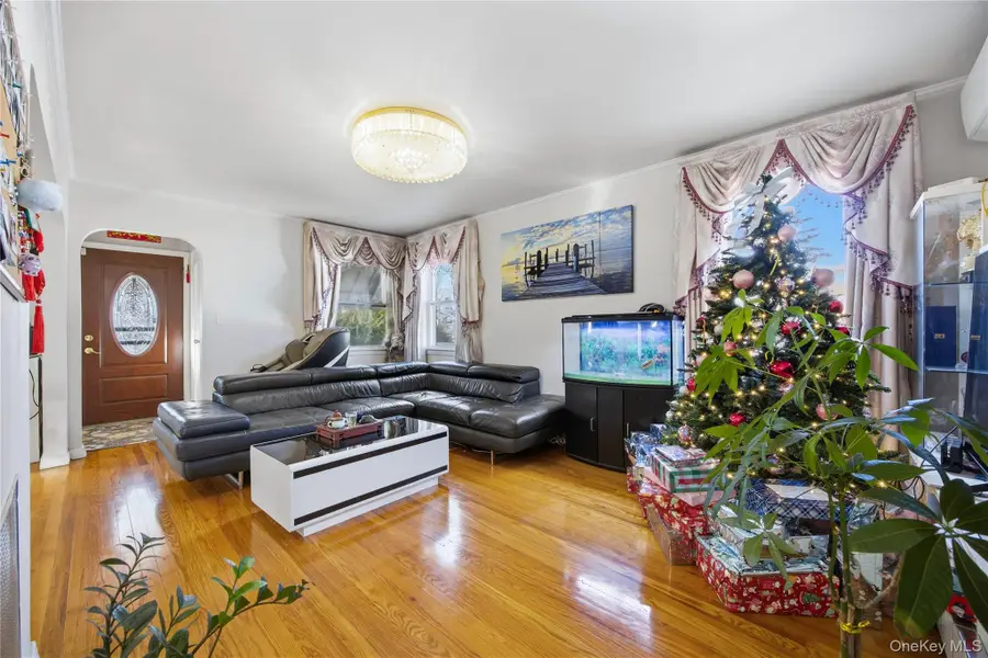 32-03 Clearview Expressway, Bayside, NY 11361 - Image #2