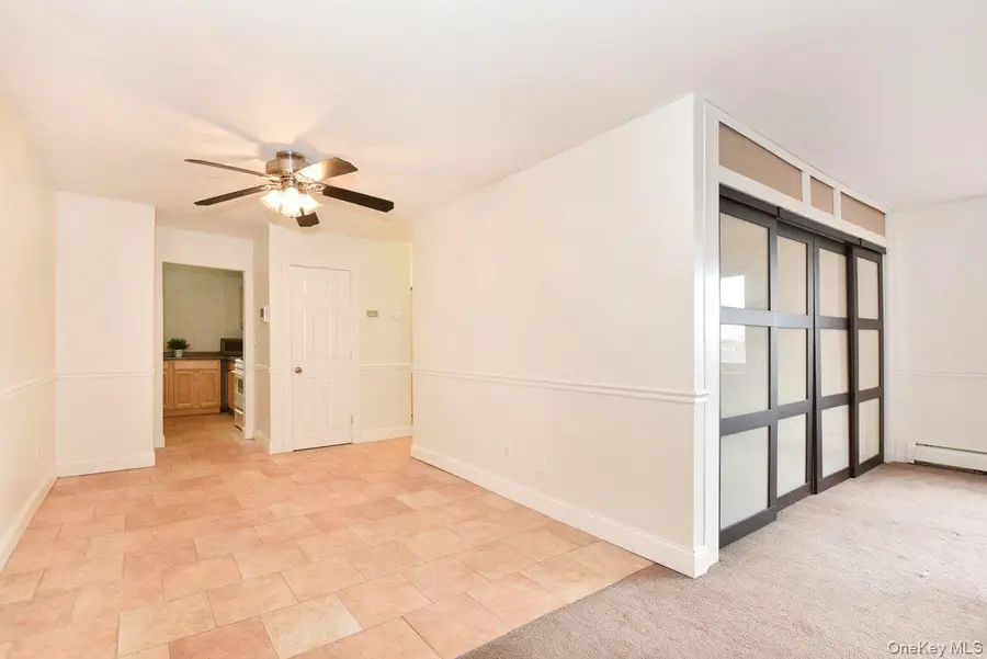 101 Lincoln Avenue #4K, Mineola, NY 11501 - Image #3