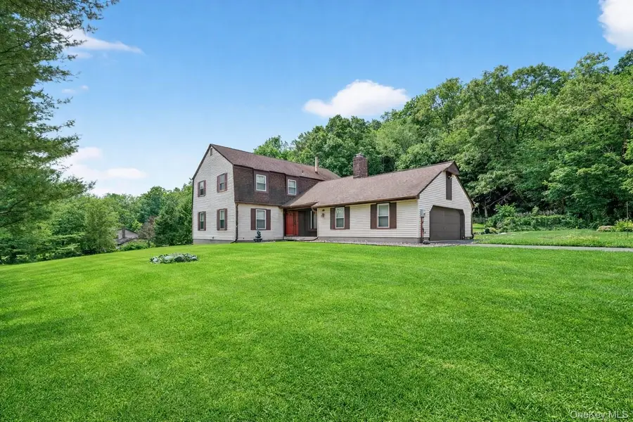 4 Debbie Court, Chester, NY 10918 - Image #3