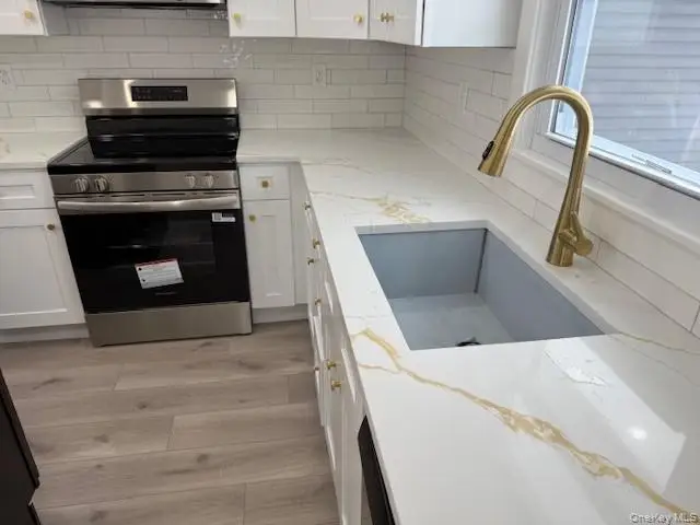 1052 Bay Shore Avenue, Bay Shore, NY 11706 - Image #3