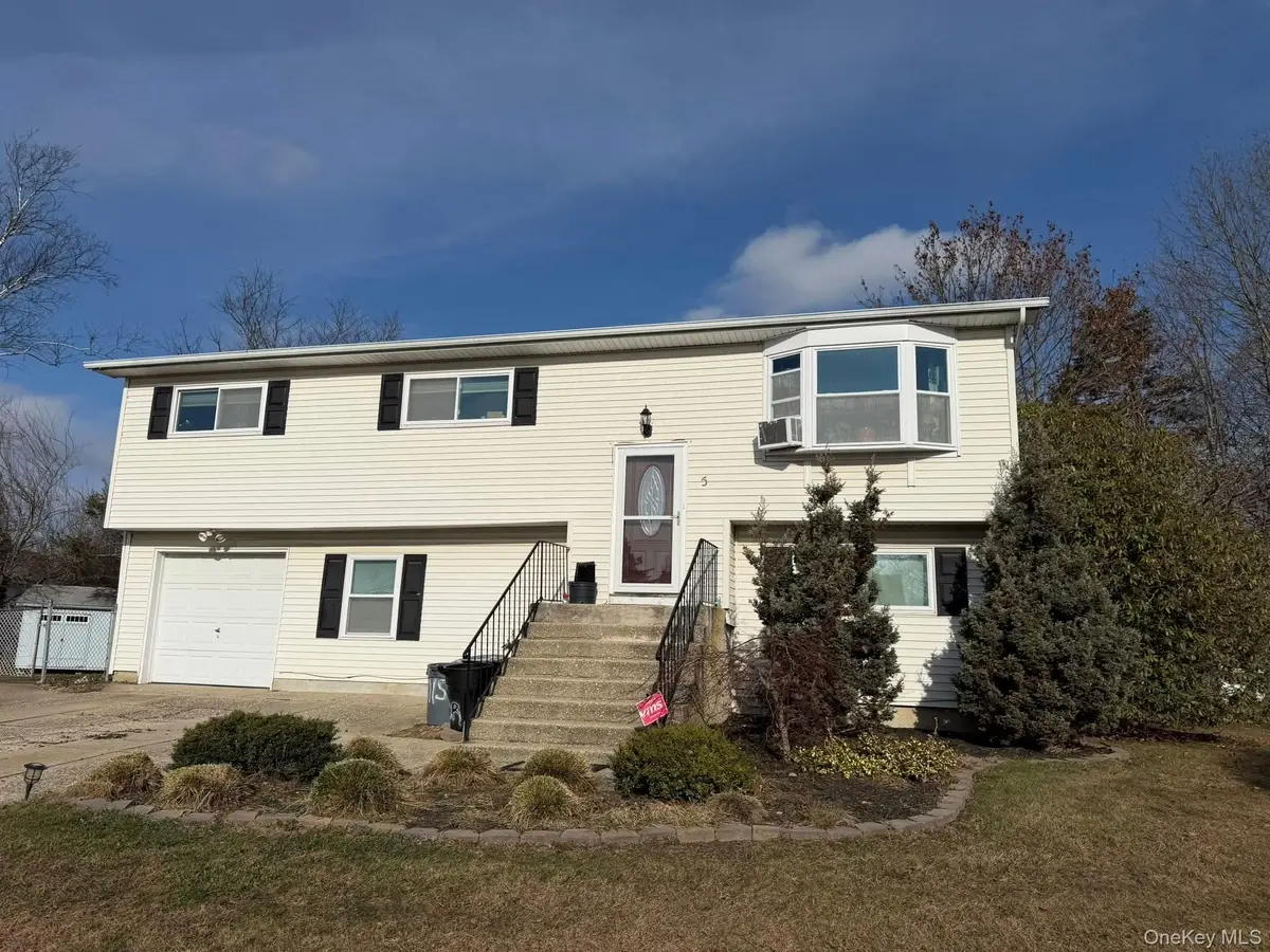 5 Denise Drive, East Patchogue, NY 11772 - Image #1