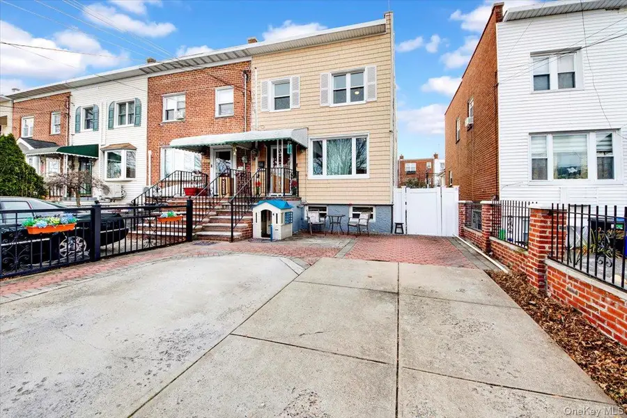 239 Brinsmade Avenue, Bronx, NY 10465 - Image #3