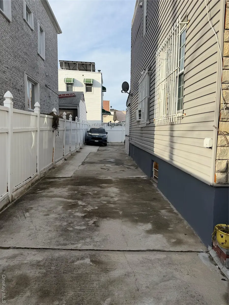 1107 Havemeyer Avenue, Bronx, NY 10462 - Image #3