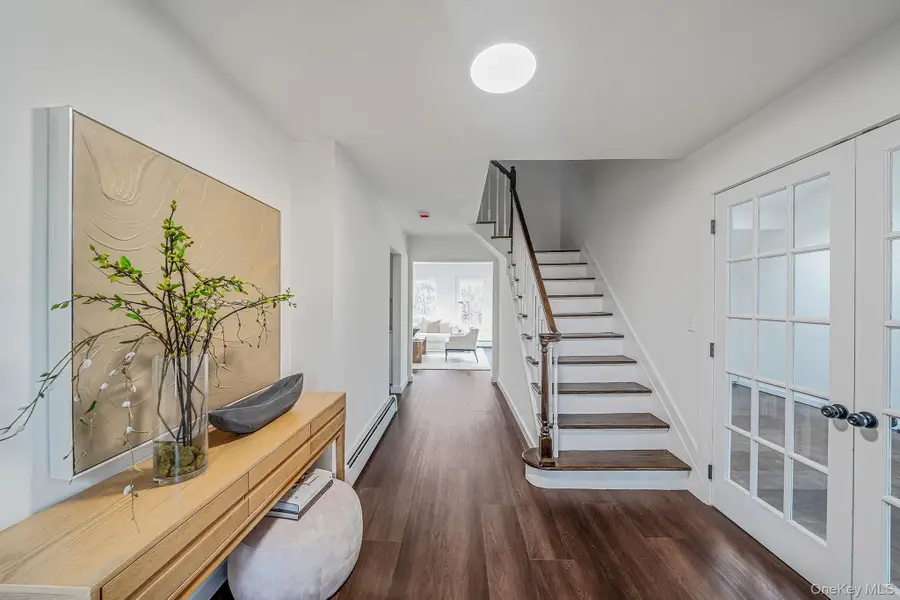 3 Lilac Lane, Port Jefferson Station, NY 11776 - Image #2