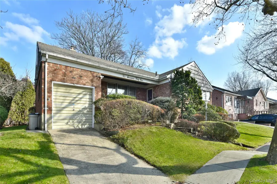 217-49 Stewart Road, Oakland Gardens, NY 11364 - Image #3