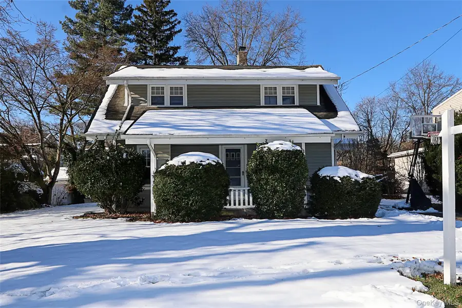 35 Francis Terrace, Glen Cove, NY 11542 - Image #2