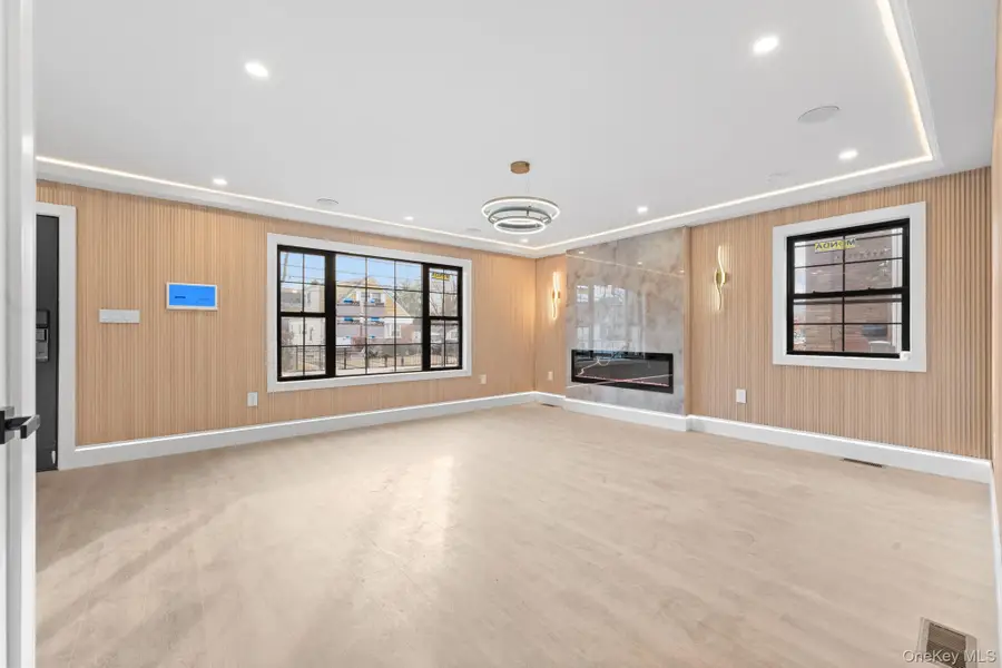 24917 147th Road, Rosedale, NY 11422 - Image #2