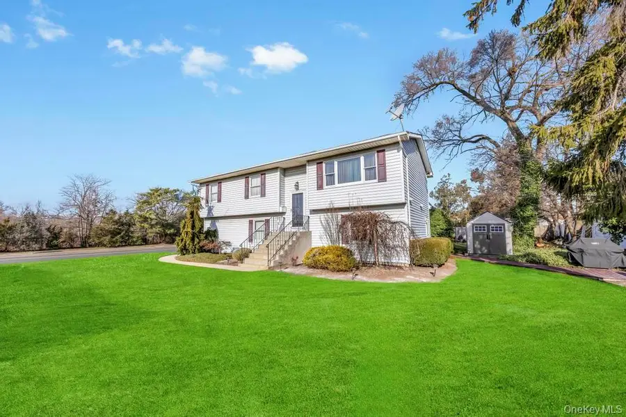 57 New South Road, Hicksville, NY 11801 - Image #2