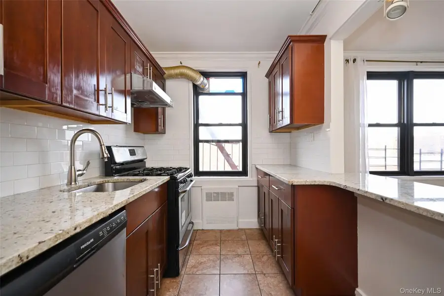 150-40 71 71 #4G, Flushing, NY 11367 - Image #3