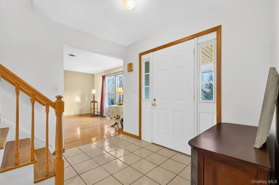 29 Deer Brook Drive, New Windsor, NY 12553 - Image #2