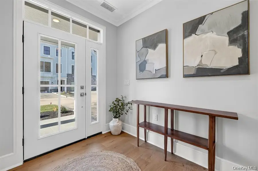 1822 Soundview Court, Yorktown Heights, NY 10598 - Image #2