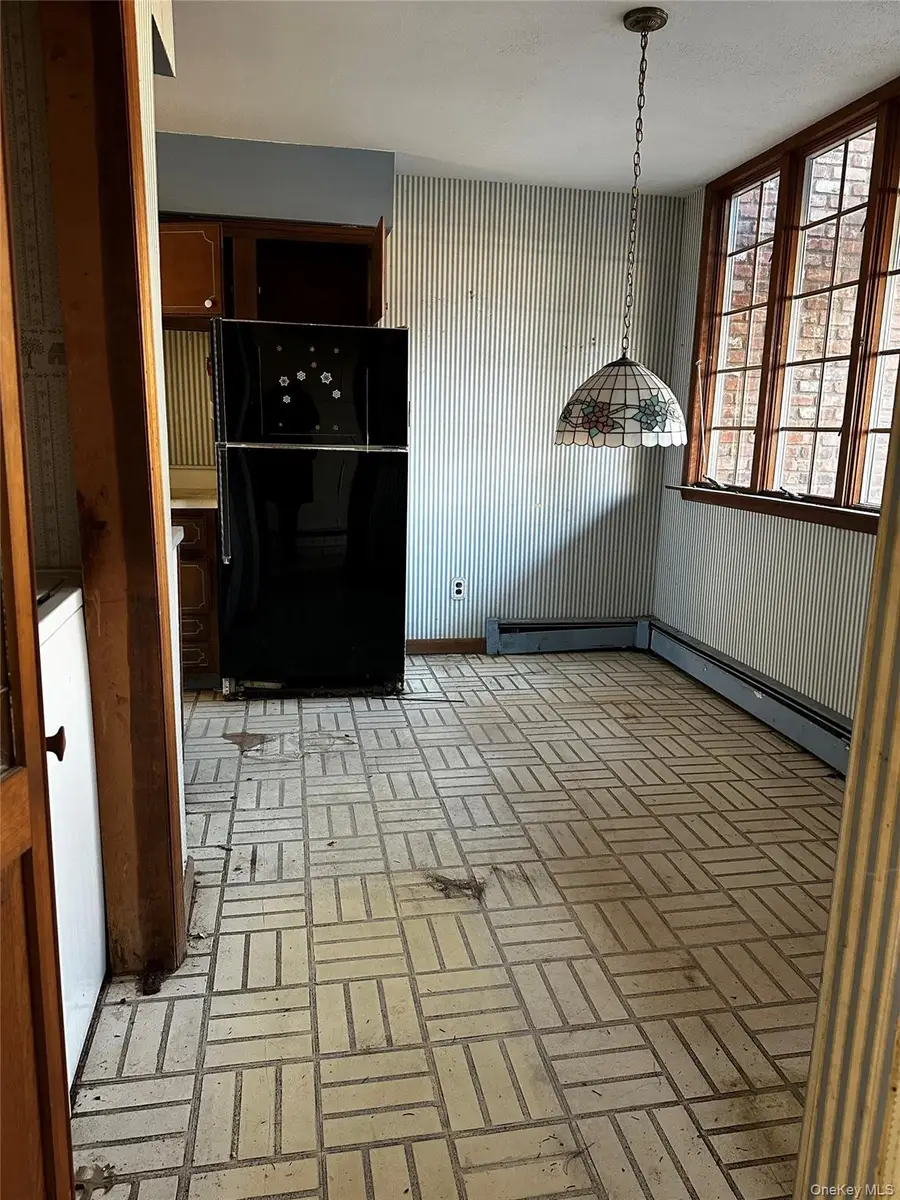 166 Halgren Crescent, Haverstraw, NY 10927 - Image #3