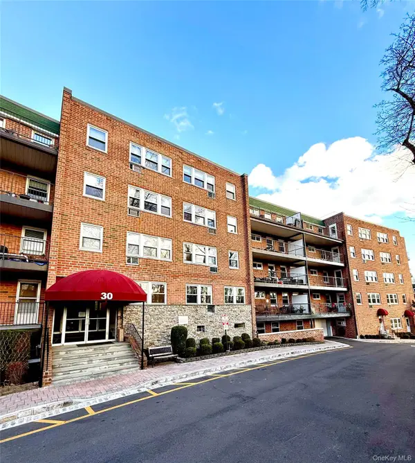 30 Pearsall Avenue #2J, Glen Cove, NY 11542