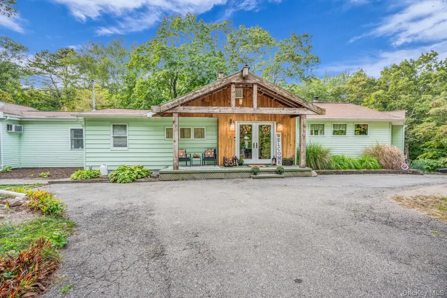 64 Sally Lane, Ridge, NY 11961 - Image #2
