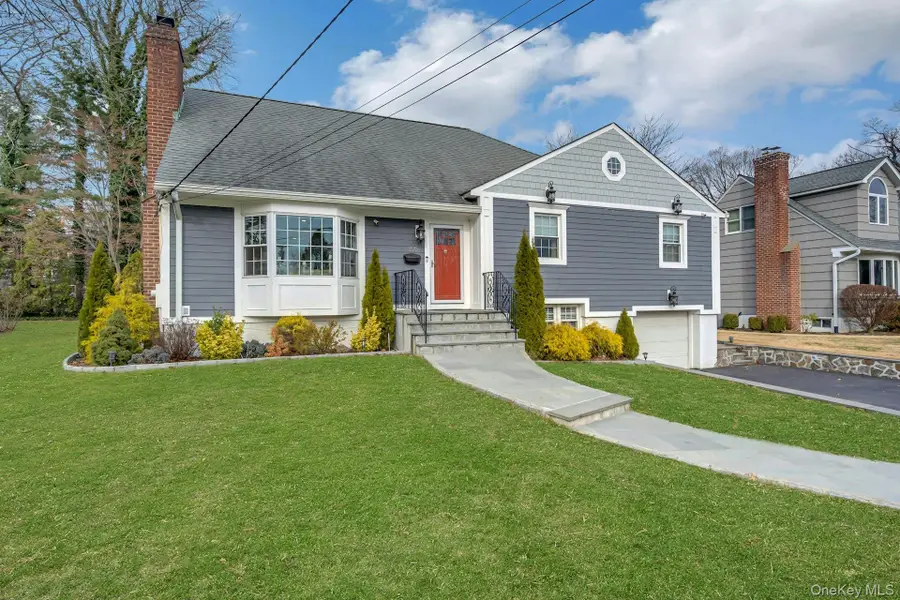 155 Hilburn Road, Scarsdale, NY 10583 - Image #2