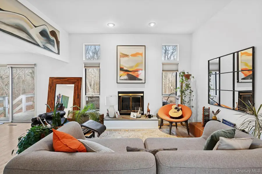 54 Fox Hunt, Amagansett, NY 11930 - Image #2