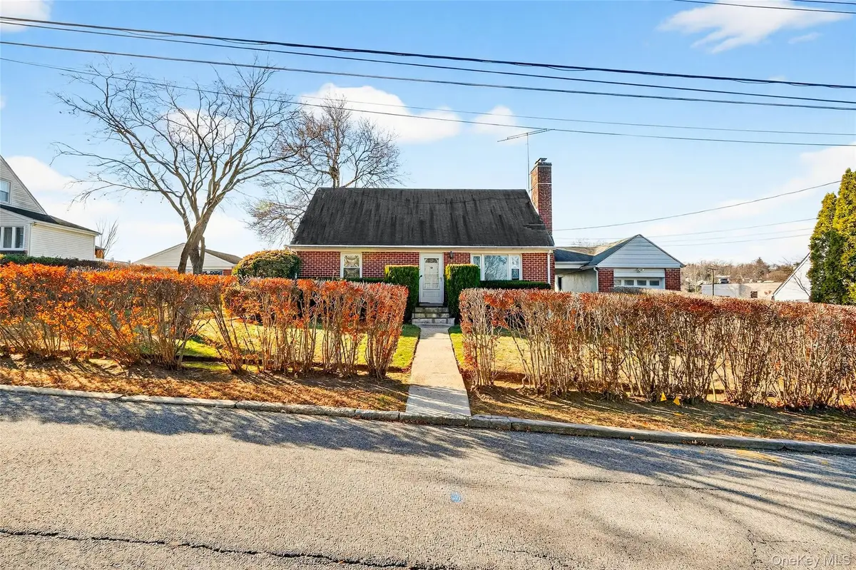 10 Sciortino Place, White Plains, NY 10607 - Image #1