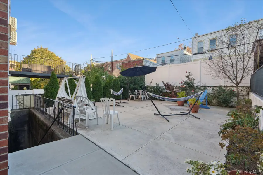 90-28 83rd Avenue, Glendale, NY 11385 - Image #3