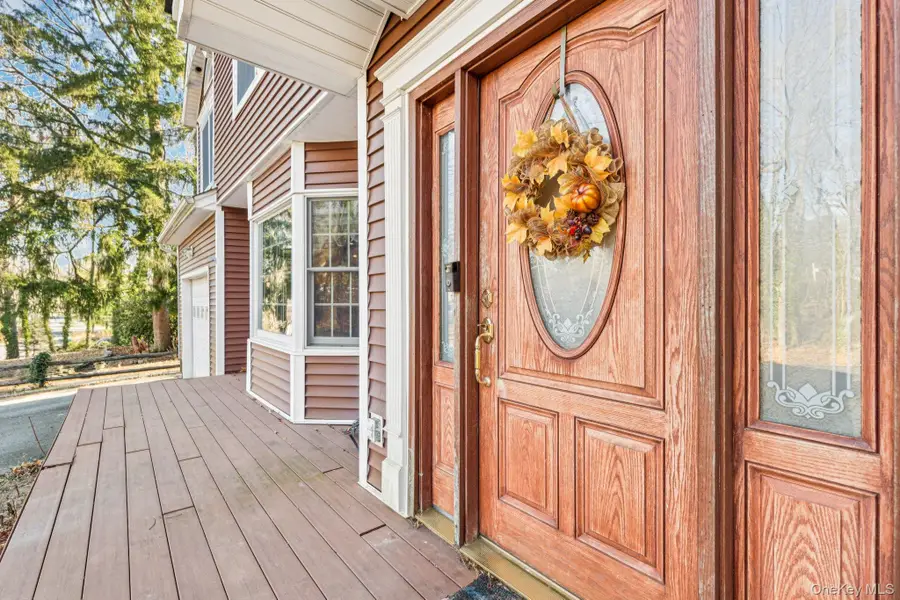 10 W Sanders Street, Greenlawn, NY 11740 - Image #3