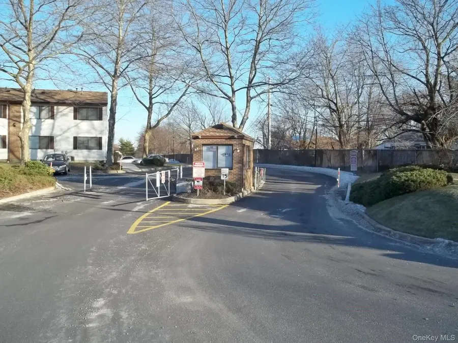 615 Broadway #83, Amityville, NY 11701 - Image #3