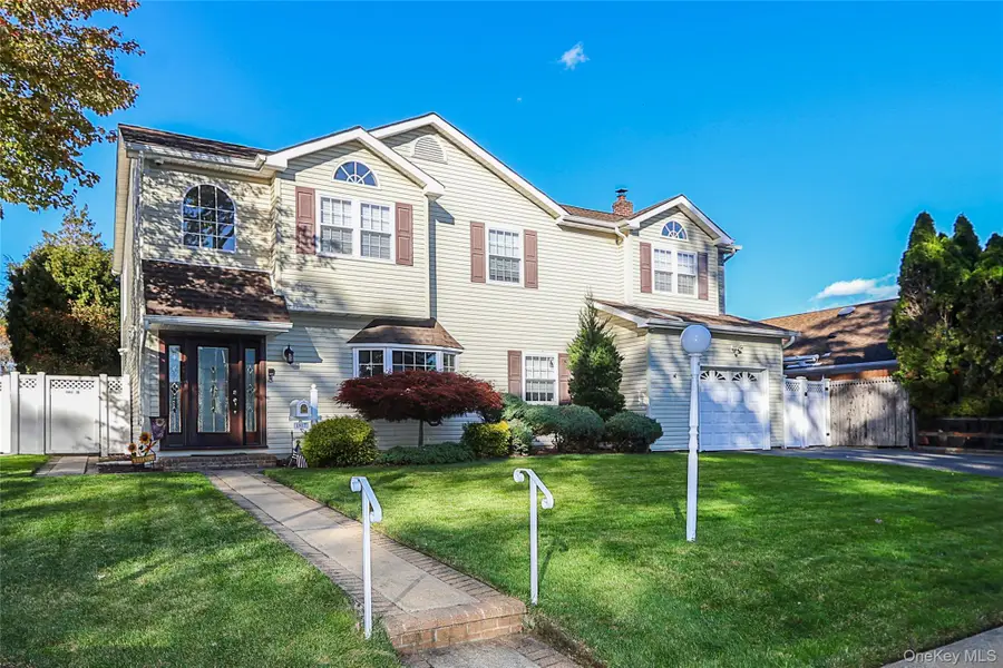 1817 Gardenia Avenue, North Merrick, NY 11566 - Image #3