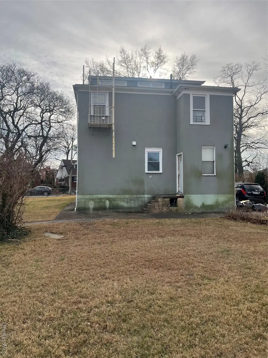 149 W Kingsbridge Road, Mount Vernon, NY 10550 - Image #3