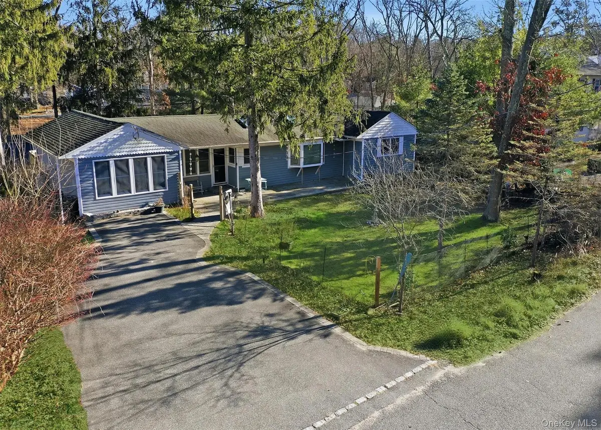 27 Forest Trail, Ridge, NY 11961 - Image #1