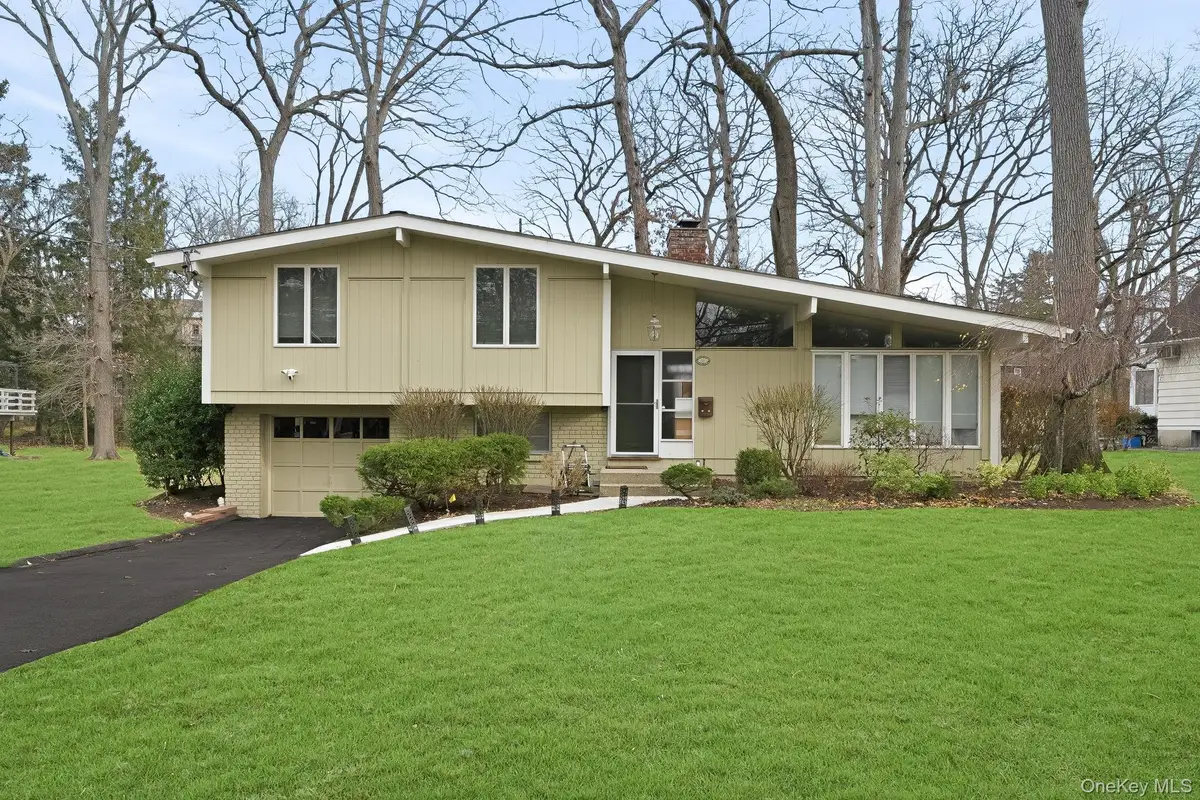 11 Oakley Road, White Plains, NY 10606 - Image #1