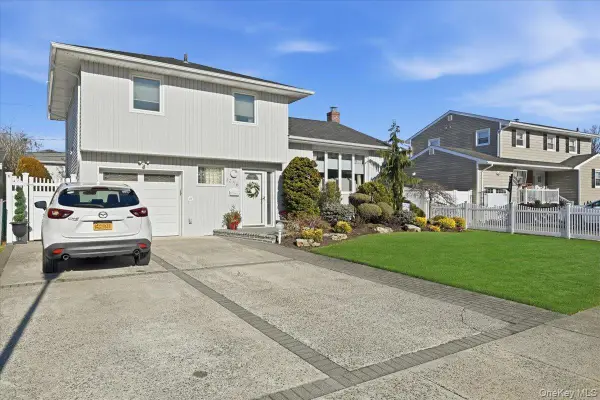 1356 Blue Spruce Lane, Wantagh, NY 11793