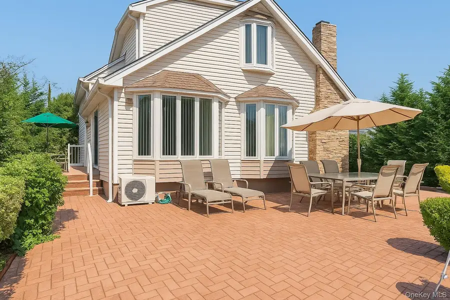 119 Alhambra Road, Massapequa, NY 11758 - Image #2