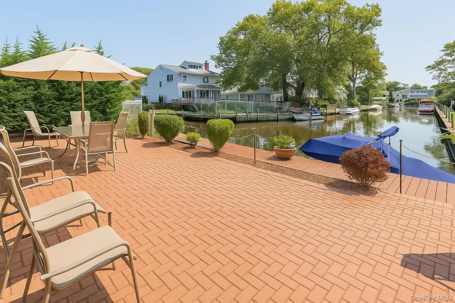 119 Alhambra Road, Massapequa, NY 11758 - Image #3