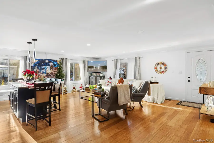 525 Riverleigh Avenue #45, Riverhead, NY 11901 - Image #2