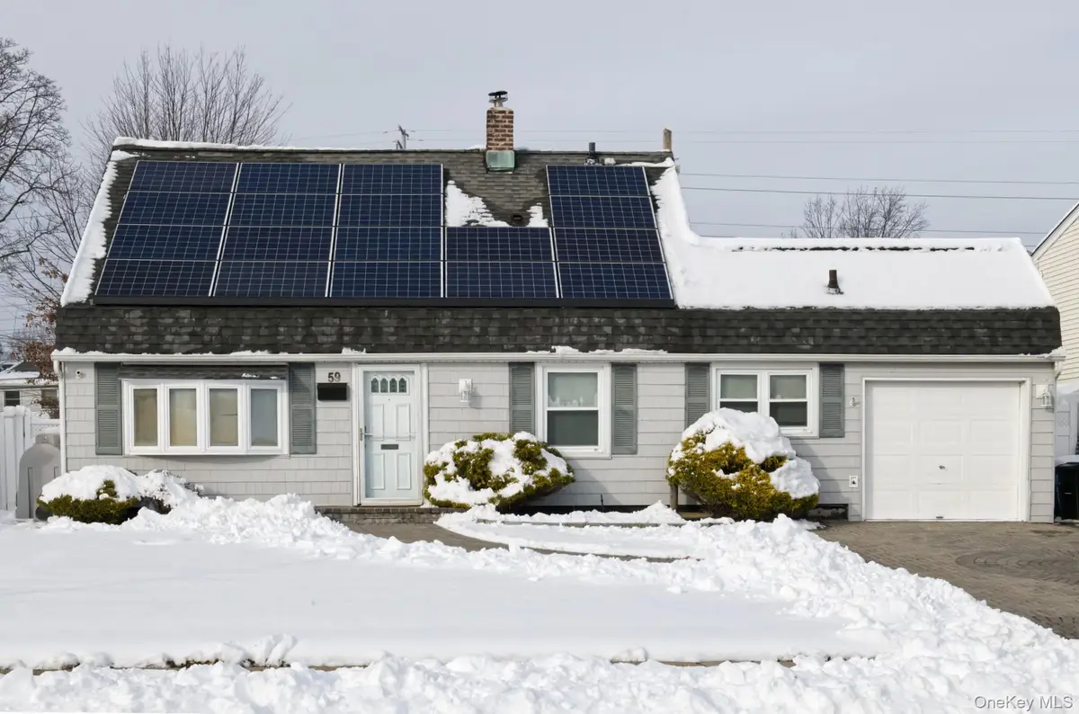 59 Corncrib Lane, Levittown, NY 11756 - Image #1