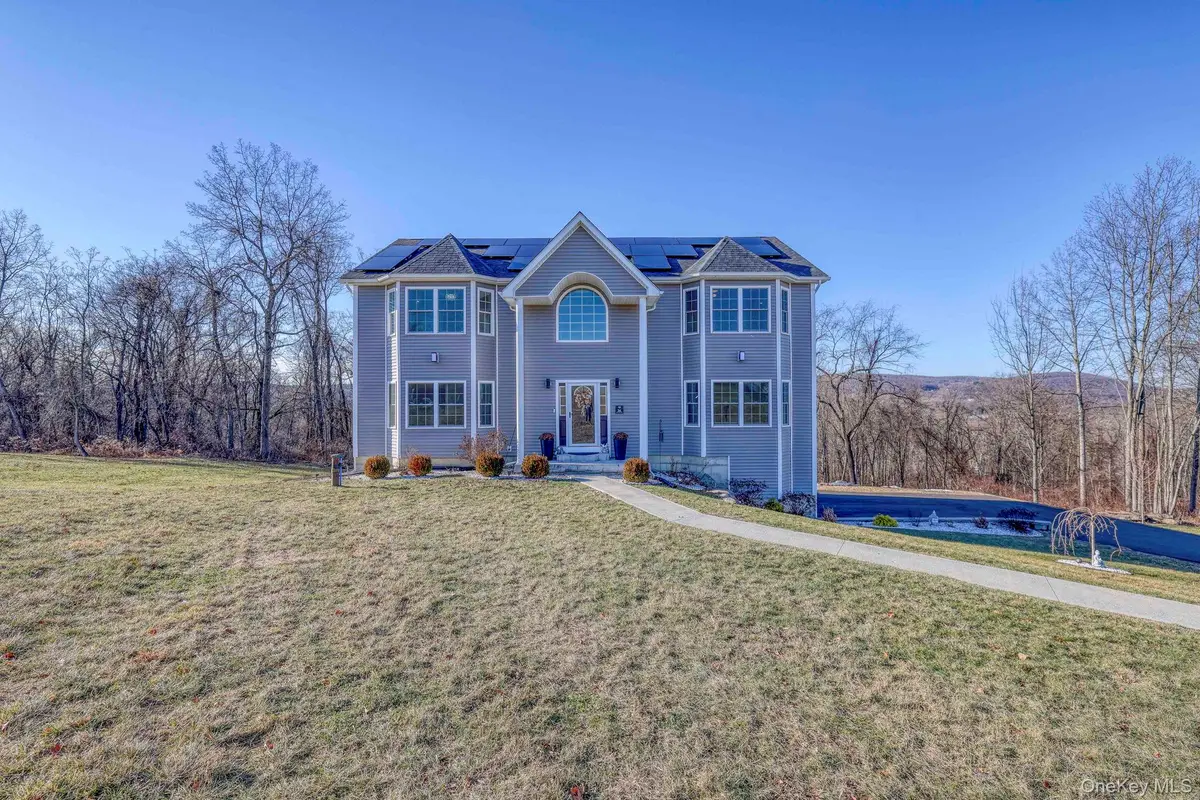 34 Meadow View Drive, Marlboro, NY 12542 - Image #1